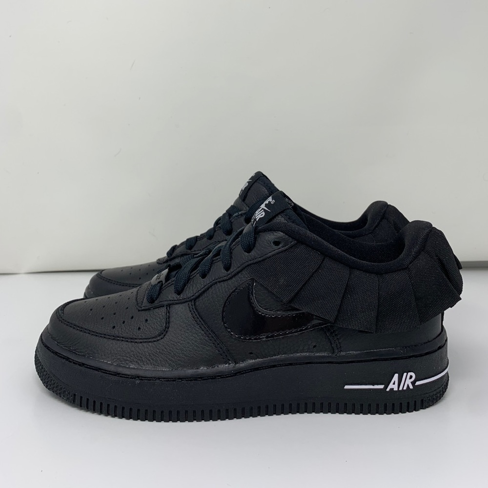 Nike Air Force One LV8 Ruffle - Picture 3 of 8